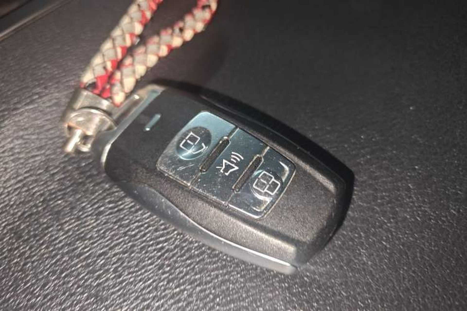 Used Haval H2 2014 1.5T Manual Two-Wheel Drive Elite Edition Vehicle Key