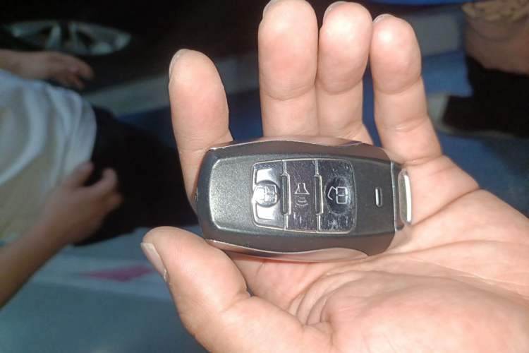 Used Haval H2 2014 1.5T Manual Two-Wheel Drive Elite Edition Vehicle Key