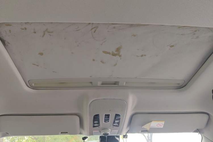 Used Haval H2 2014 1.5T Manual Two-Wheel Drive Elite Edition Headliner