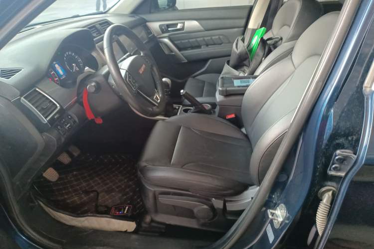 Used Haval H2 2014 1.5T Manual Two-Wheel Drive Elite Edition Left Front Seat