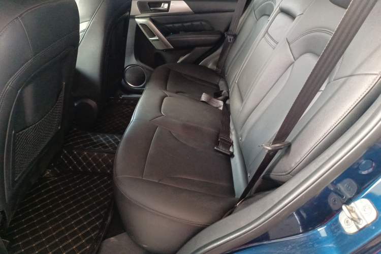 Used Haval H2 2014 1.5T Manual Two-Wheel Drive Elite Edition Left Rear Seat