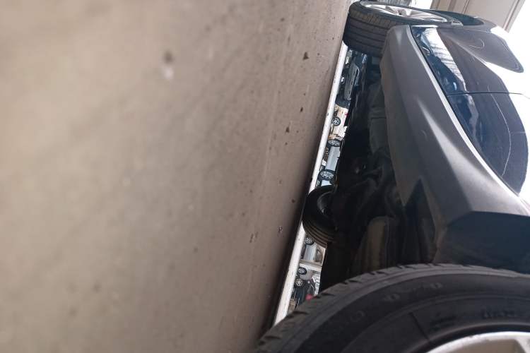 Used Haval H2 2014 1.5T Manual Two-Wheel Drive Elite Edition Left Side Sill