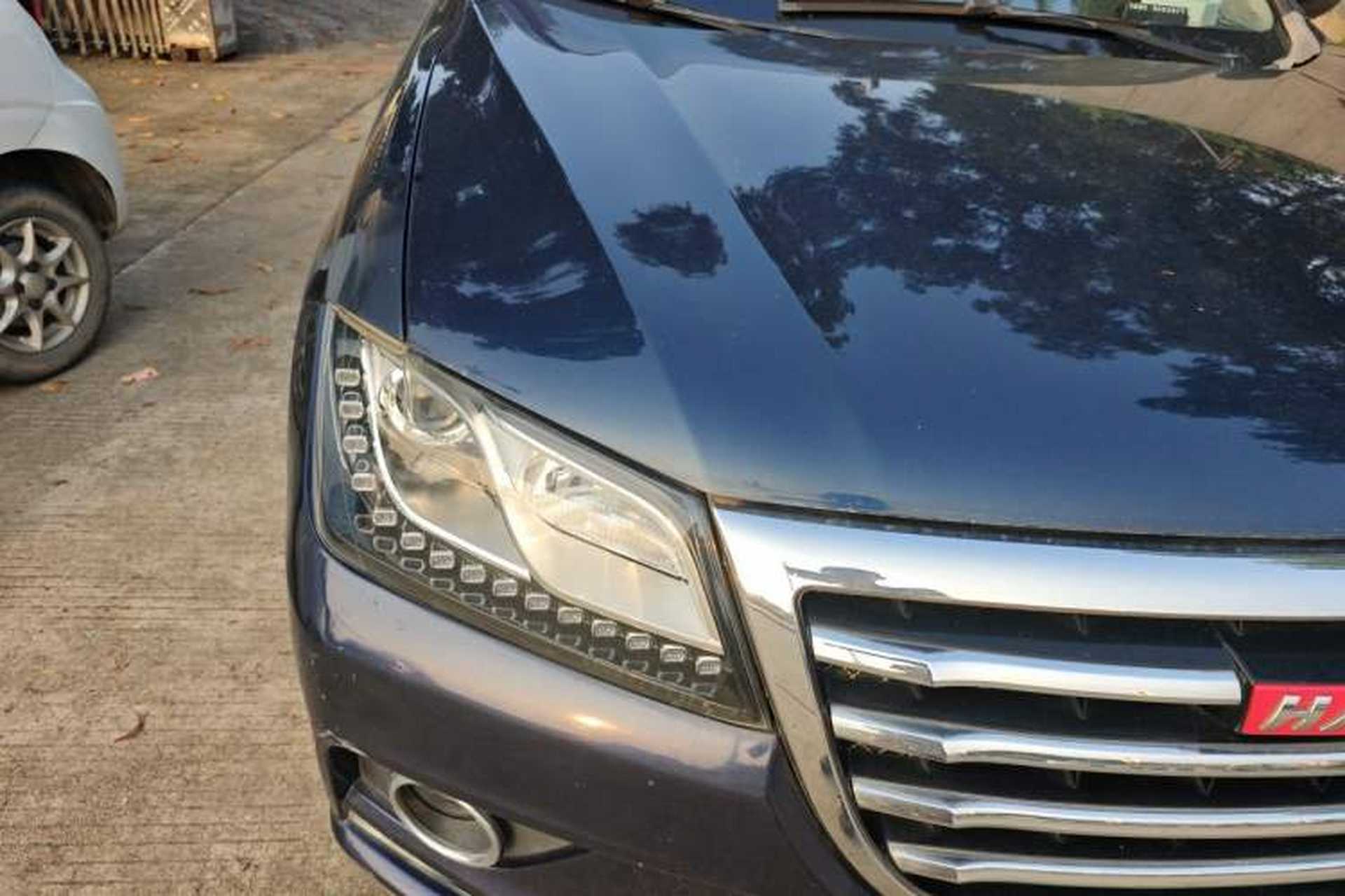 Used Haval H2 2014 1.5T Manual Two-Wheel Drive Prestige Edition Right Front Headlight