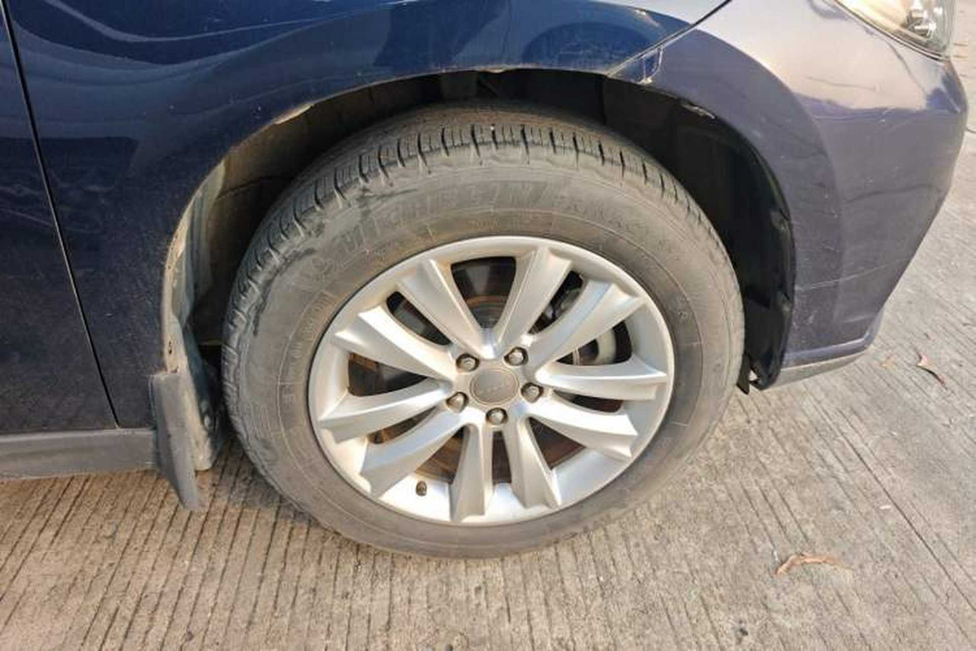 Used Haval H2 2014 1.5T Manual Two-Wheel Drive Prestige Edition Right Front Wheel Hub