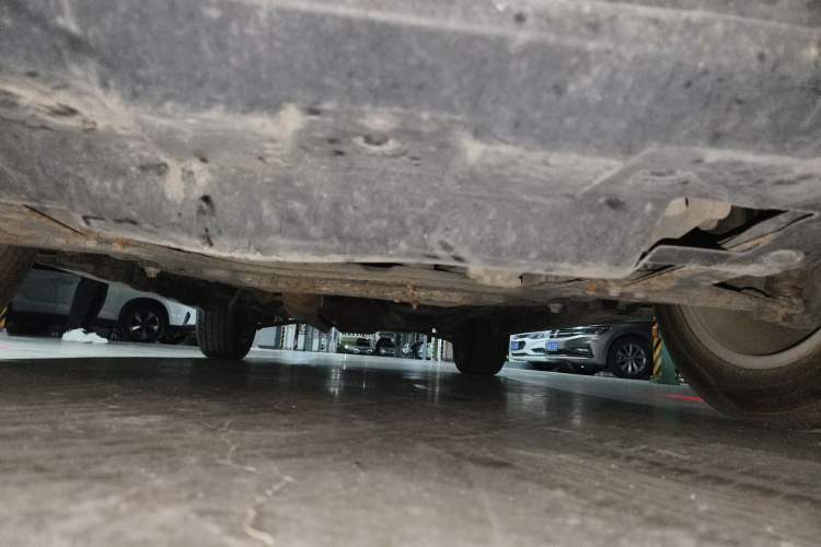 Used Haval H2 2014 1.5T Manual Two-Wheel Drive Prestige Edition Chassis Front