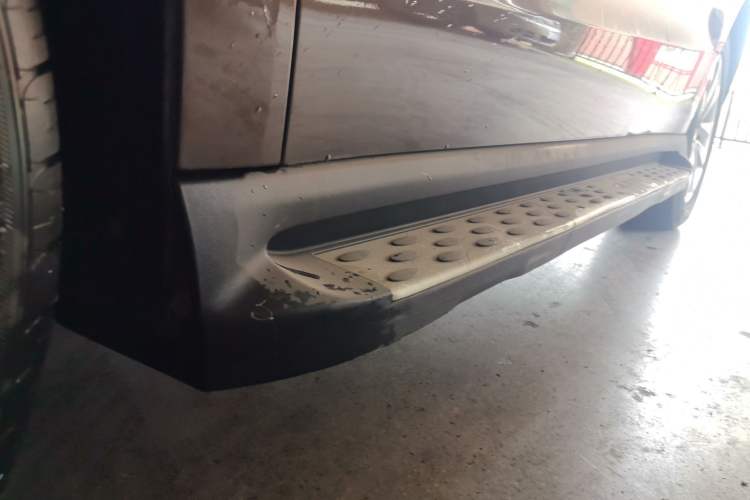 Used Haval H2 2014 1.5T Manual Two-Wheel Drive Elite Edition Chassis Front Left