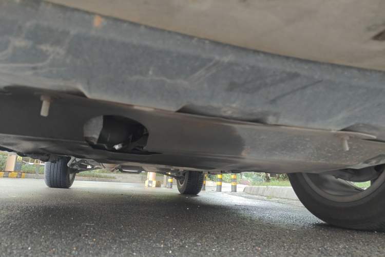 Used Haval H2 2014 1.5T Manual Two-Wheel Drive Elite Edition Chassis Front