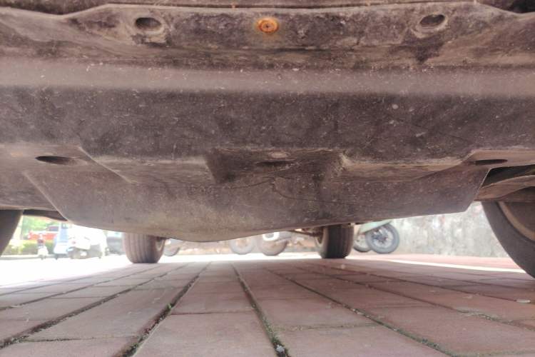 Used Haval H2 2014 1.5T Manual Two-Wheel Drive Elite Edition Chassis Front