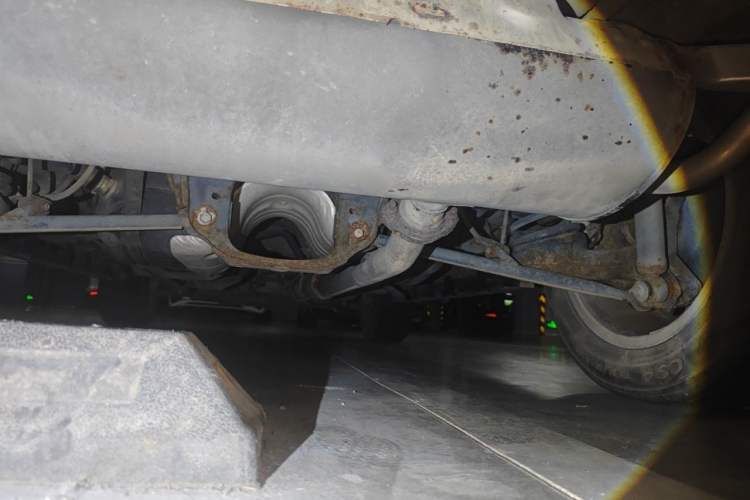 Used Haval H2 2014 1.5T Manual Two-Wheel Drive Elite Edition Chassis Rear