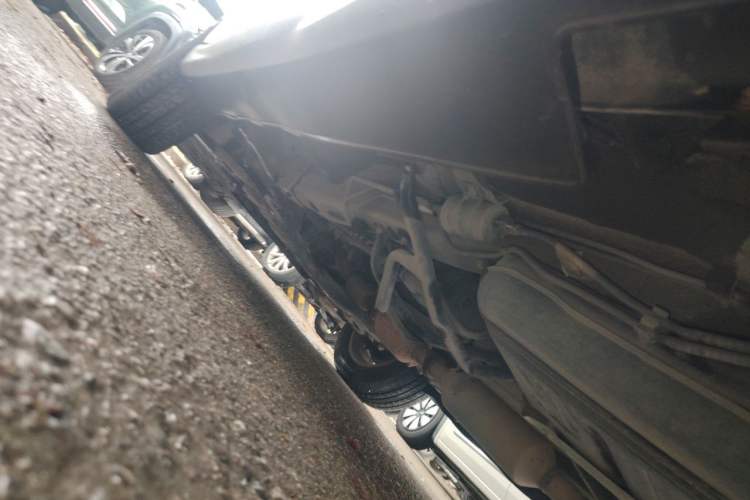 Used Haval H2 2014 1.5T Manual Two-Wheel Drive Elite Edition Chassis Rear Left