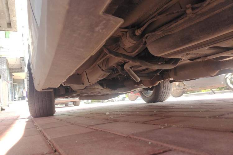 Used Haval H2 2014 1.5T Manual Two-Wheel Drive Elite Edition Chassis Rear Left