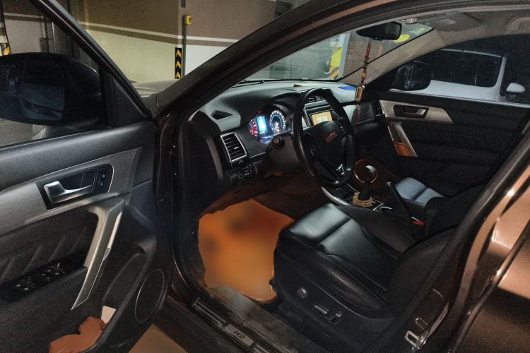 Used Haval H2 2014 1.5T Manual Two-Wheel Drive Prestige Edition Driver Seat