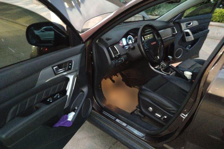Used Haval H2 2014 1.5T Manual Two-Wheel Drive Prestige Edition Driver Seat