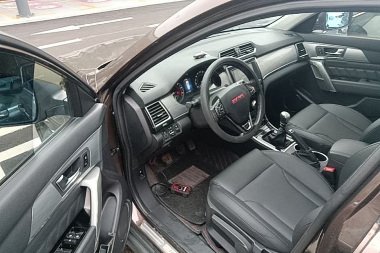 Used Haval H2 2014 1.5T Manual Two-Wheel Drive Elite Edition Driver Seat