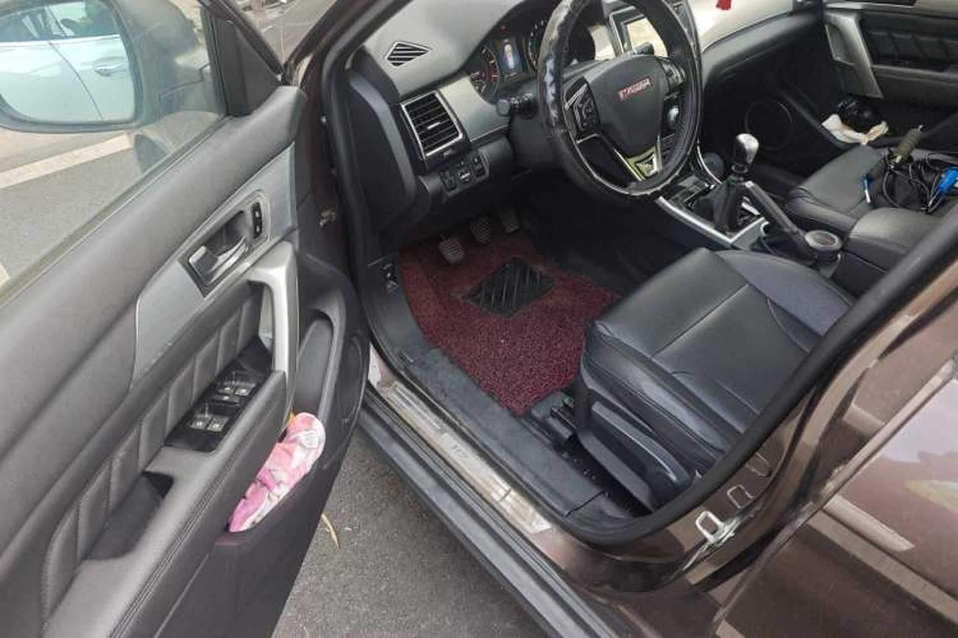 Used Haval H2 2014 1.5T Manual Two-Wheel Drive Elite Edition Driver Seat