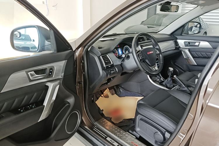 Used Haval H2 2014 1.5T Manual Two-Wheel Drive Elite Edition Driver Seat