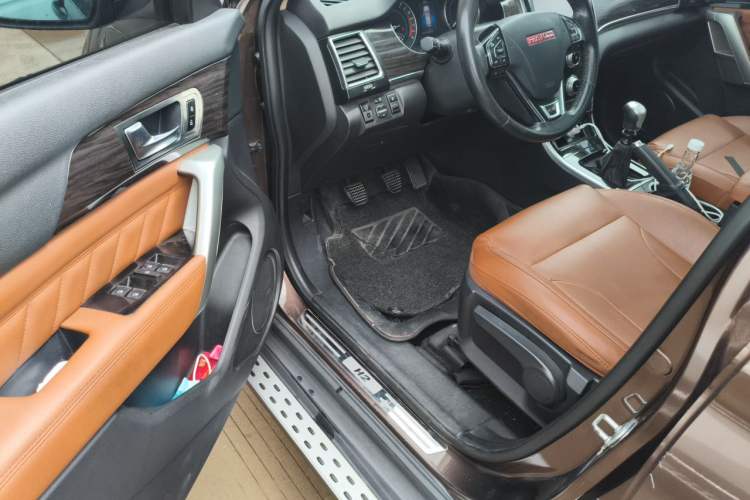 Used Haval H2 2014 1.5T Manual Two-Wheel Drive Elite Edition Driver Seat
