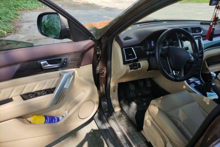 Used Haval H2 2014 1.5T Manual Two-Wheel Drive Elite Edition Driver Seat