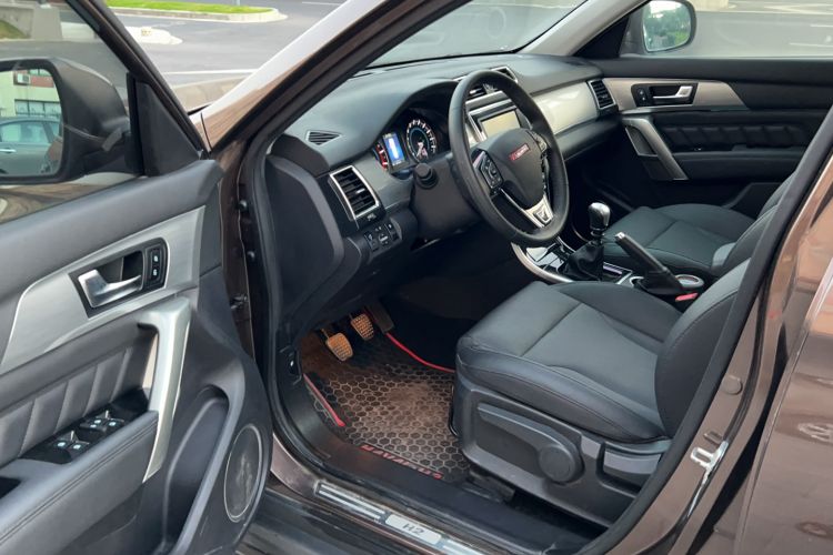 Used Haval H2 2014 1.5T Manual Two-Wheel Drive Elite Edition Driver Seat
