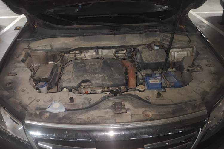 Used Haval H2 2014 1.5T Manual Two-Wheel Drive Elite Edition Engine Bay