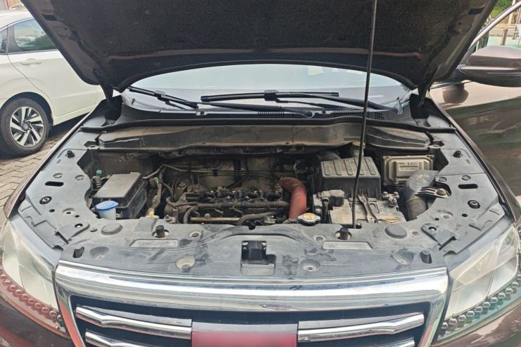 Used Haval H2 2014 1.5T Manual Two-Wheel Drive Elite Edition Engine Bay