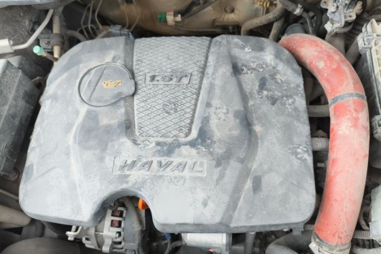 Used Haval H2 2014 1.5T Manual Two-Wheel Drive Elite Edition Engine Bay