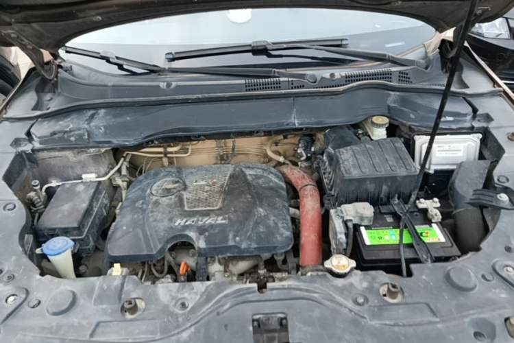 Used Haval H2 2014 1.5T Manual Two-Wheel Drive Elite Edition Engine Bay