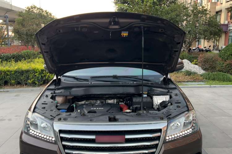 Used Haval H2 2014 1.5T Manual Two-Wheel Drive Elite Edition Engine Bay