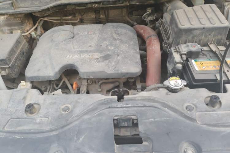 Used Haval H2 2014 1.5T Manual Two-Wheel Drive Elite Edition Engine Bay