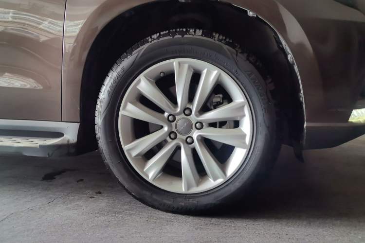 Used Haval H2 2014 1.5T Manual Two-Wheel Drive Elite Edition Exterior 7