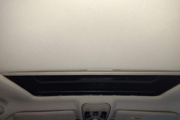 Used Haval H2 2014 1.5T Manual Two-Wheel Drive Elite Edition Headliner