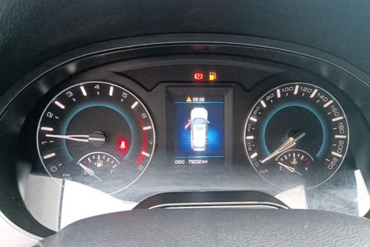 Used Haval H2 2014 1.5T Manual Two-Wheel Drive Elite Edition Instrument Cluster