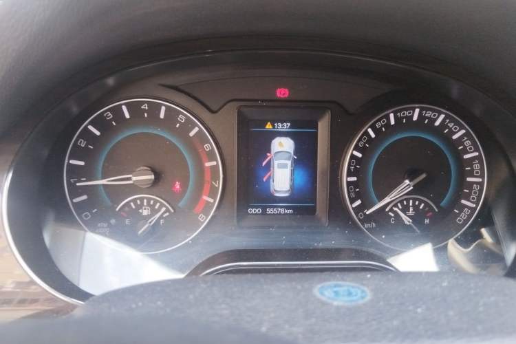 Used Haval H2 2014 1.5T Manual Two-Wheel Drive Elite Edition Instrument Cluster