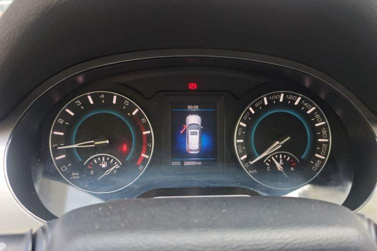 Used Haval H2 2014 1.5T Manual Two-Wheel Drive Elite Edition Instrument Cluster
