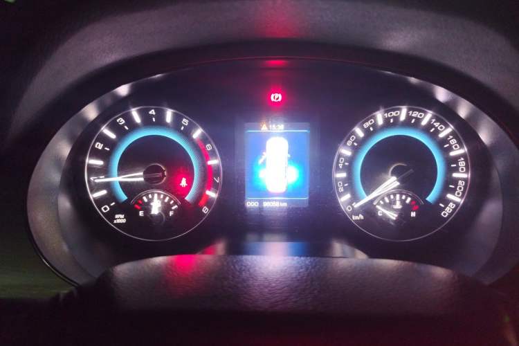 Used Haval H2 2014 1.5T Manual Two-Wheel Drive Elite Edition Instrument Cluster