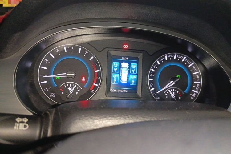 Used Haval H2 2014 1.5T Manual Two-Wheel Drive Elite Edition Instrument Cluster