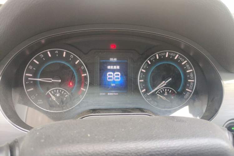 Used Haval H2 2014 1.5T Manual Two-Wheel Drive Elite Edition Instrument Cluster
