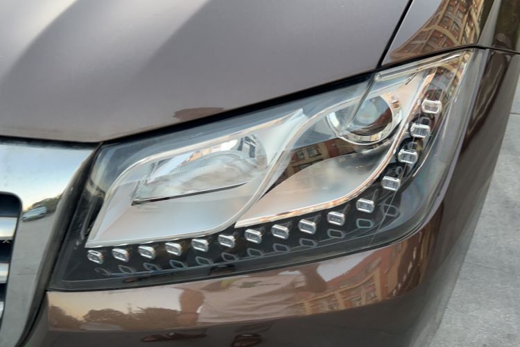 Used Haval H2 2014 1.5T Manual Two-Wheel Drive Elite Edition Left Front Headlight