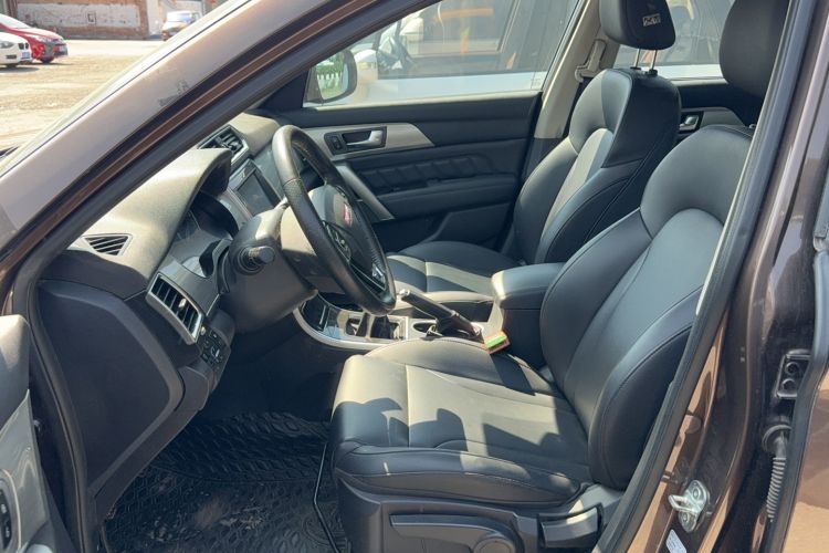 Used Haval H2 2014 1.5T Manual Two-Wheel Drive Elite Edition Left Front Seat