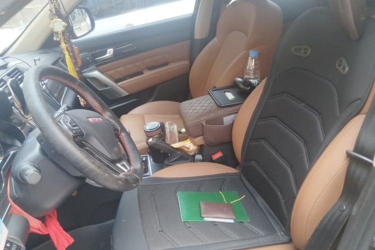 Used Haval H2 2014 1.5T Manual Two-Wheel Drive Elite Edition Left Front Seat
