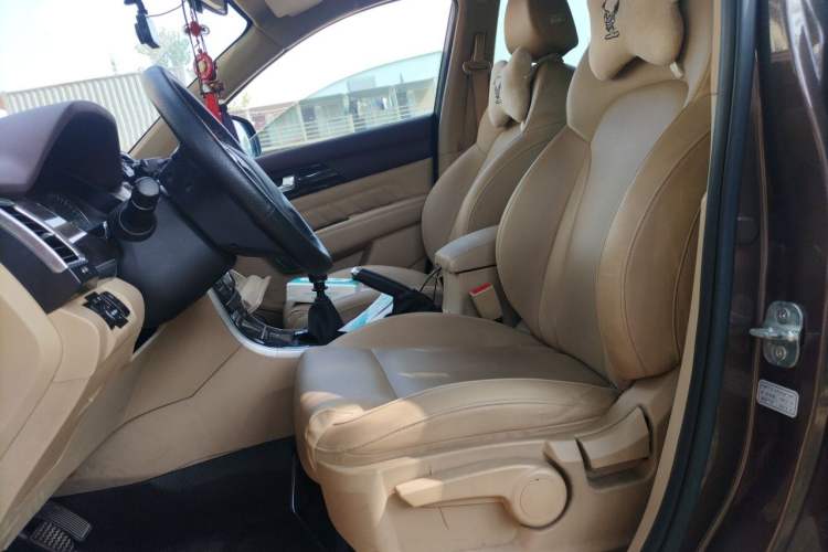 Used Haval H2 2014 1.5T Manual Two-Wheel Drive Elite Edition Left Front Seat
