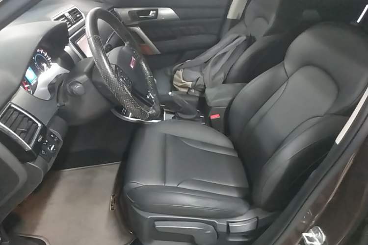 Used Haval H2 2014 1.5T Manual Two-Wheel Drive Elite Edition Left Front Seat