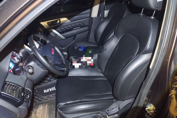 Used Haval H2 2014 1.5T Manual Two-Wheel Drive Elite Edition Left Front Seat