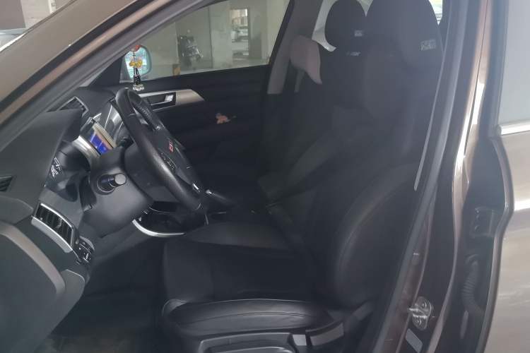Used Haval H2 2014 1.5T Manual Two-Wheel Drive Elite Edition Left Front Seat