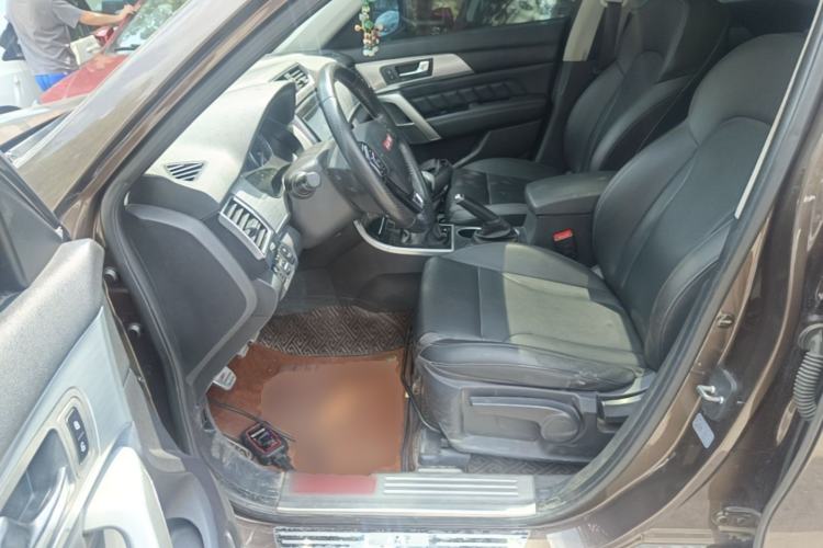 Used Haval H2 2014 1.5T Manual Two-Wheel Drive Elite Edition Left Front Seat