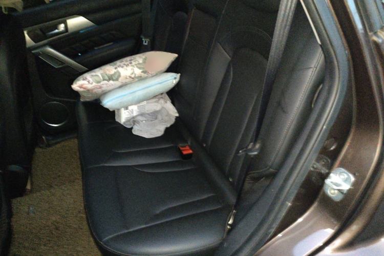 Used Haval H2 2014 1.5T Manual Two-Wheel Drive Prestige Edition Left Rear Seat
