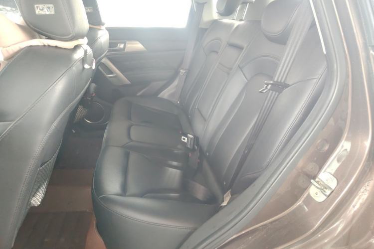 Used Haval H2 2014 1.5T Manual Two-Wheel Drive Elite Edition Left Rear Seat