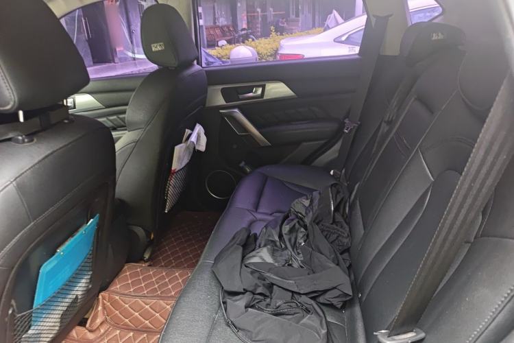 Used Haval H2 2014 1.5T Manual Two-Wheel Drive Elite Edition Left Rear Seat