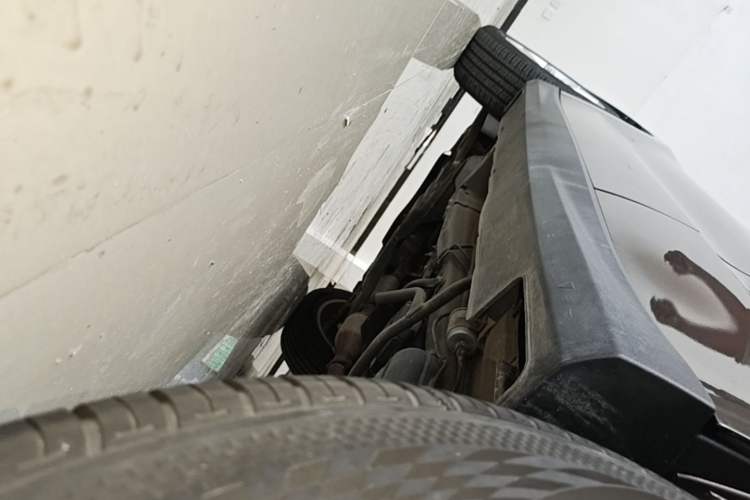 Used Haval H2 2014 1.5T Manual Two-Wheel Drive Elite Edition Left Side Sill