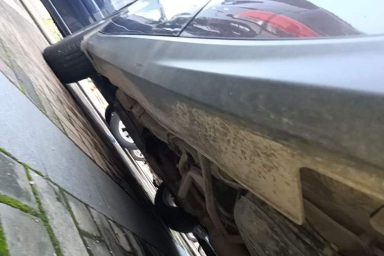 Used Haval H2 2014 1.5T Manual Two-Wheel Drive Elite Edition Left Side Sill
